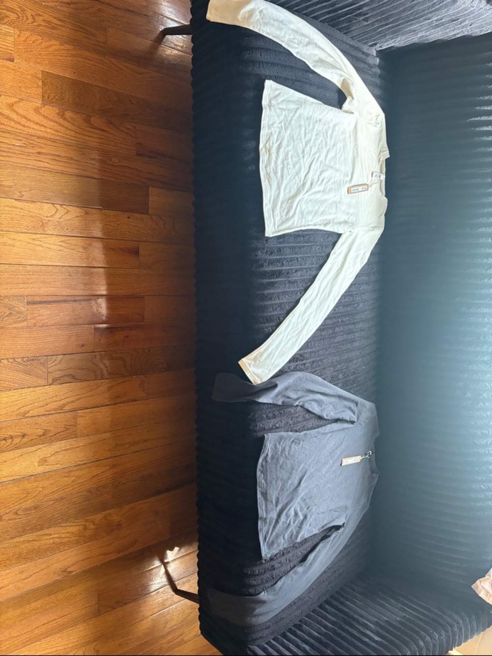 Skims Cotton Jersey Long Sleeve TShirts •NWT •Never Worn •Marble & Soot • Small